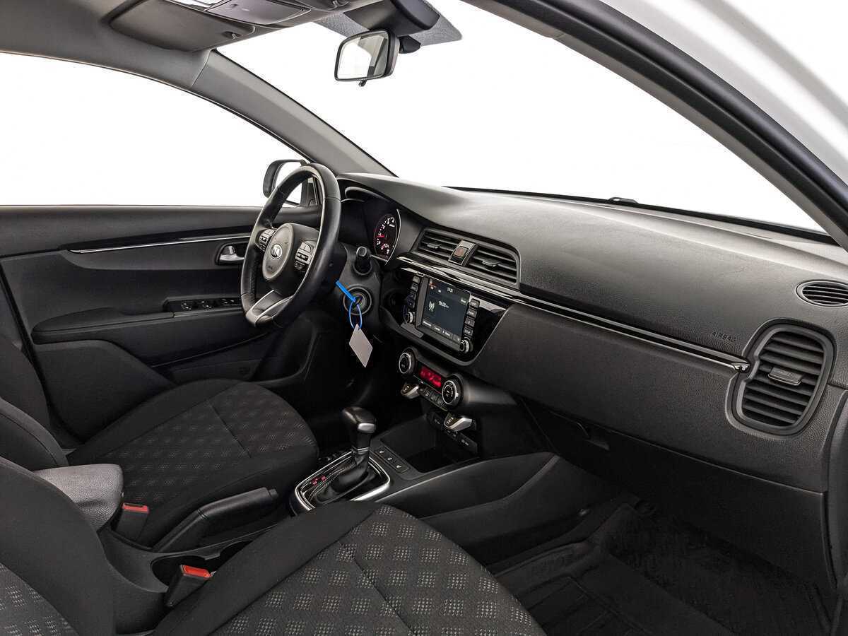 Kia Rio с пробегом — 2018 год. Фото: #10