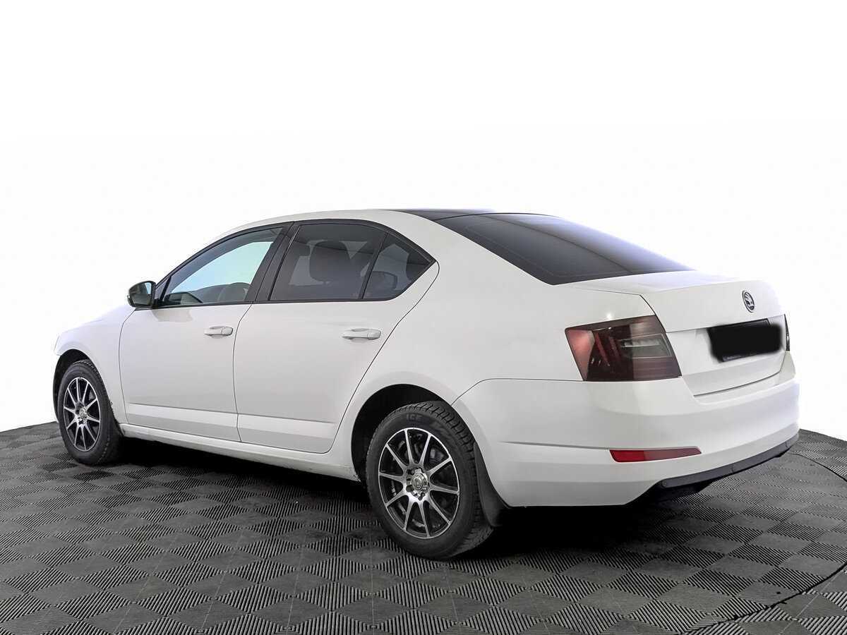 Skoda Octavia с пробегом — 2014 год. Фото: #6