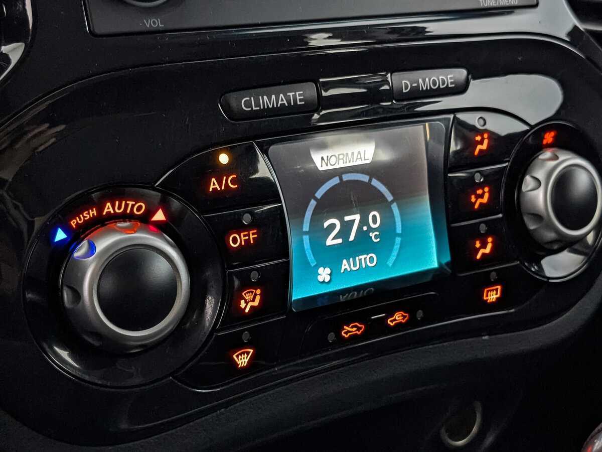 Nissan Juke с пробегом — 2012 год. Фото: #22