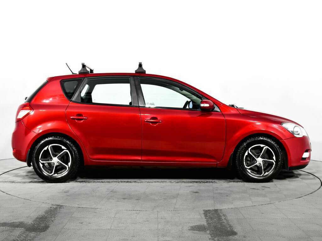 Kia Ceed с пробегом — 2012 год. Фото: #3