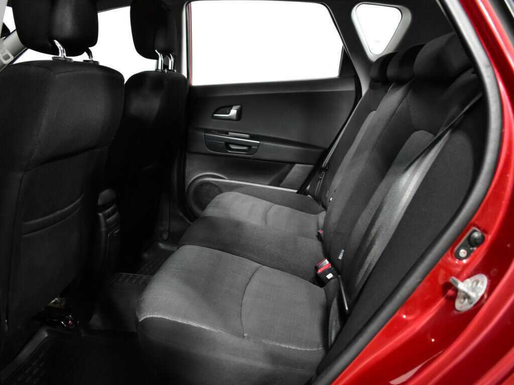 Kia Ceed с пробегом — 2012 год. Фото: #9