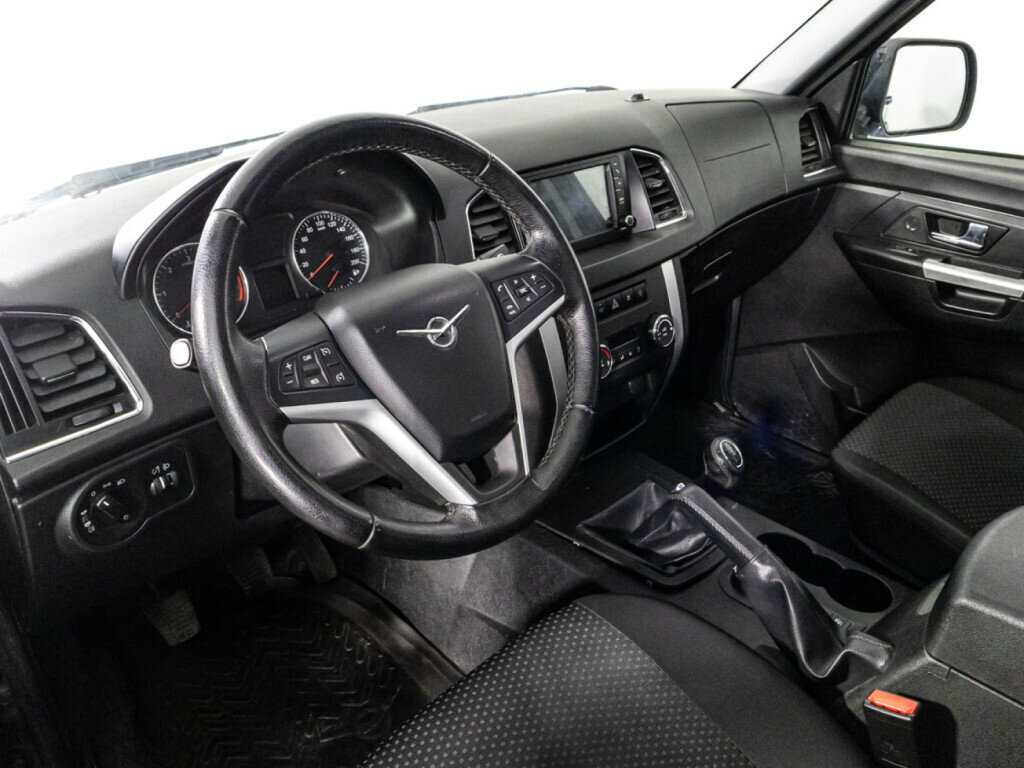 УАЗ Patriot с пробегом — 2018 год. Фото: #8