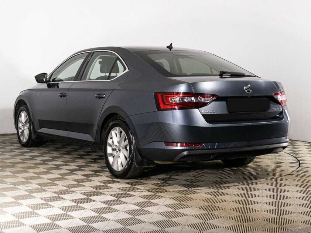 Skoda Superb с пробегом — 2018 год. Фото: #6