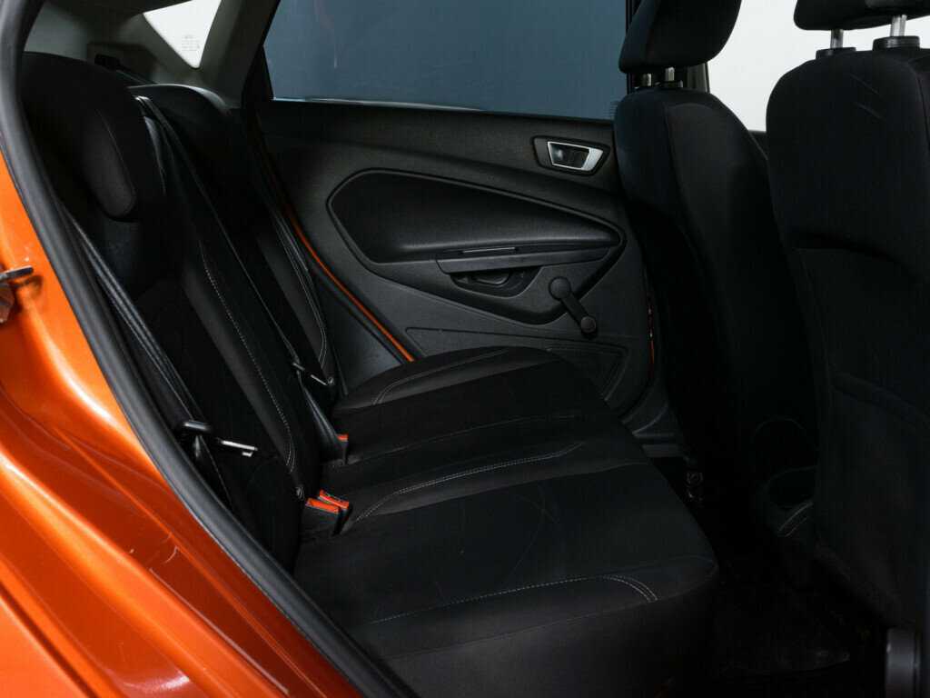 Ford Fiesta с пробегом — 2019 год. Фото: #10
