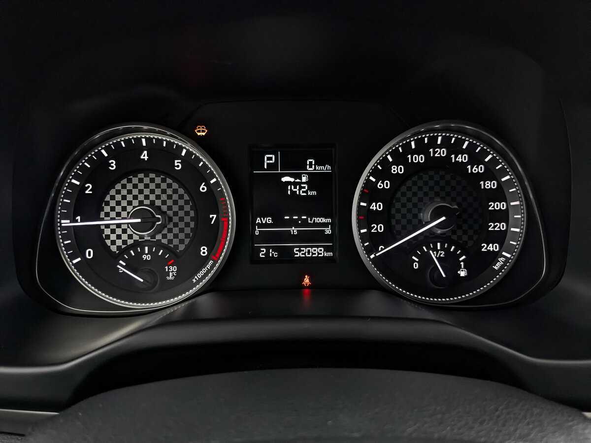 Hyundai Elantra с пробегом — 2019 год. Фото: #15