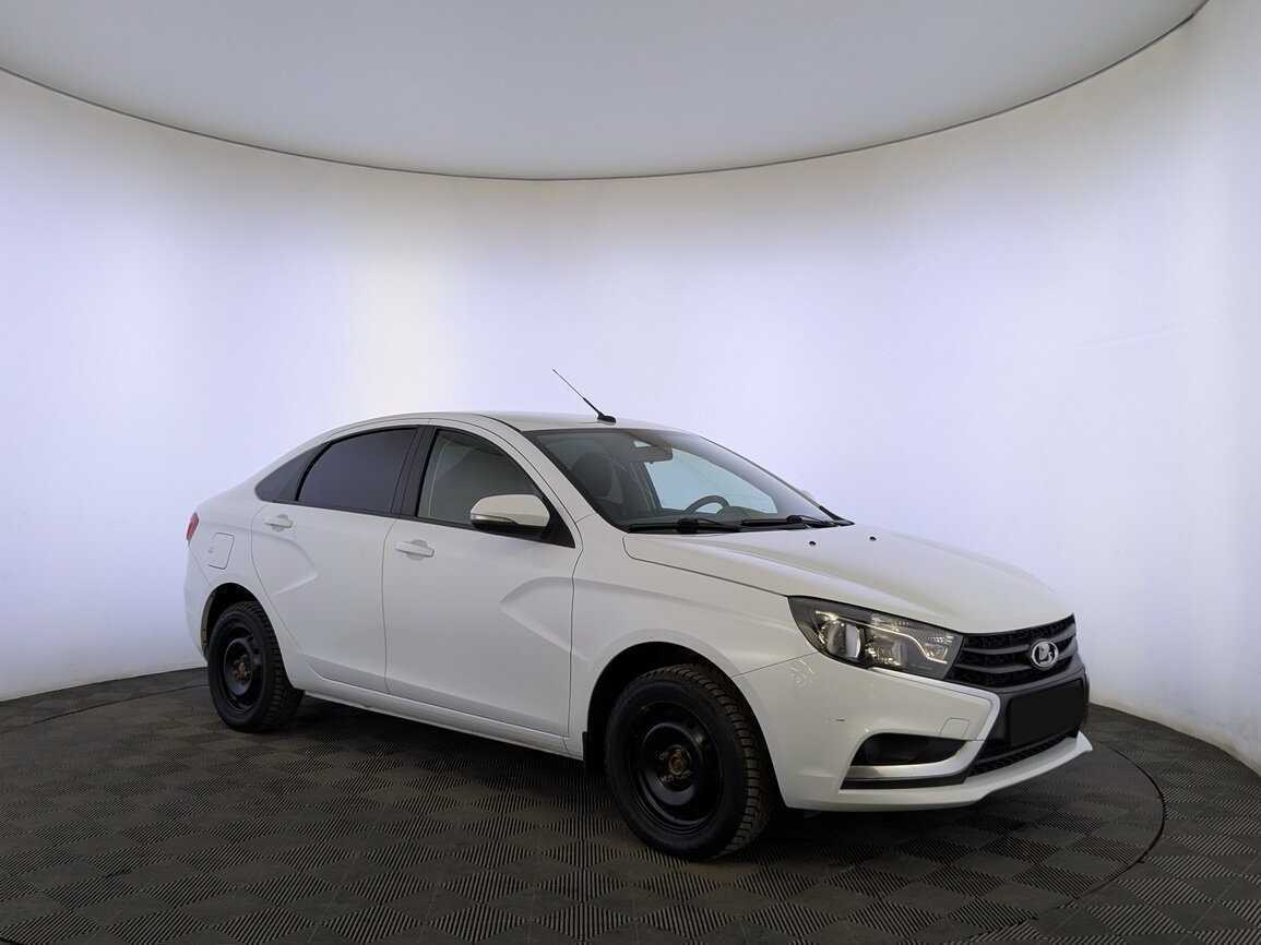 Lada (ВАЗ) Vesta с пробегом — 2016 год. Фото: #2