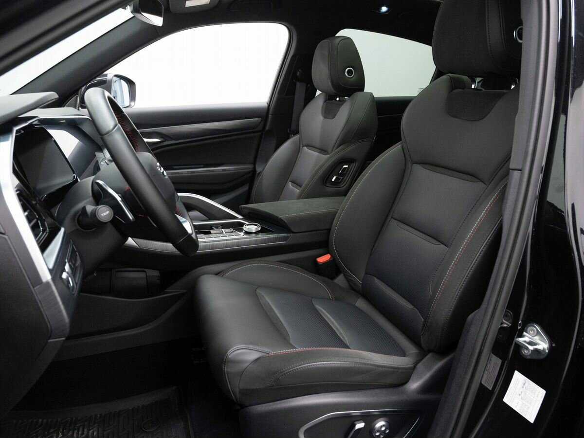 Geely Tugella с пробегом — 2023 год. Фото: #8