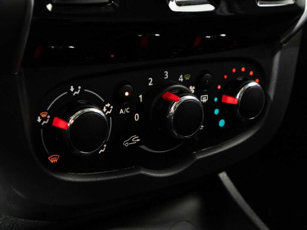 Lada (ВАЗ) Largus с пробегом — 2021 год. Фото: #16