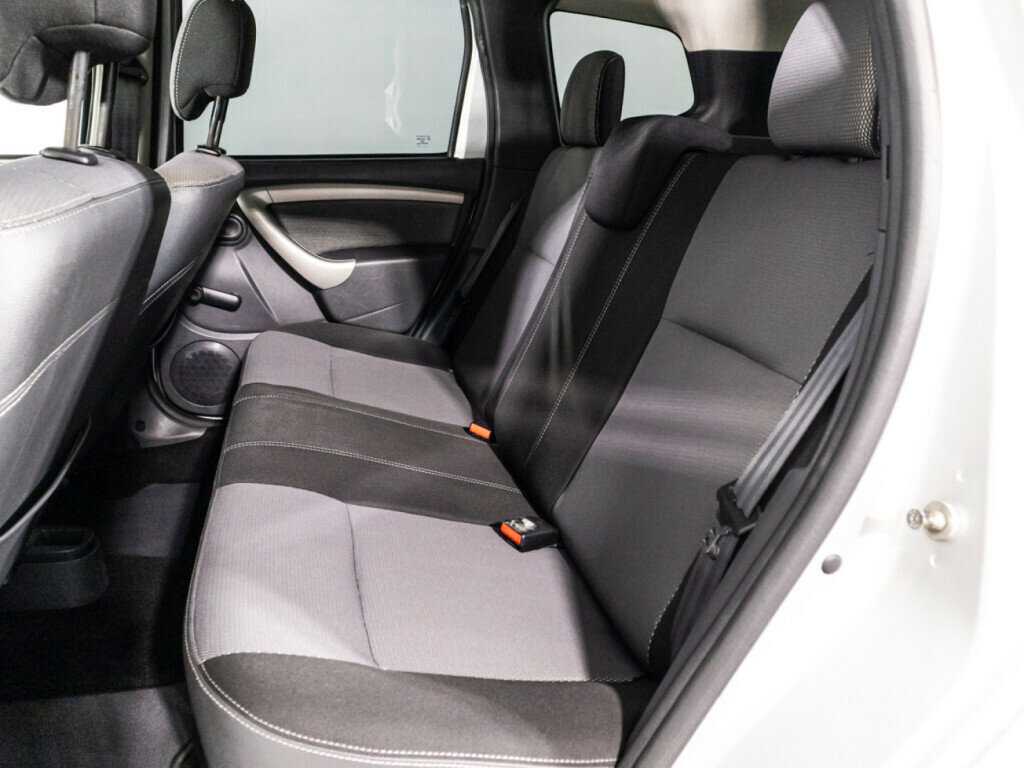 Renault Duster с пробегом — 2015 год. Фото: #9