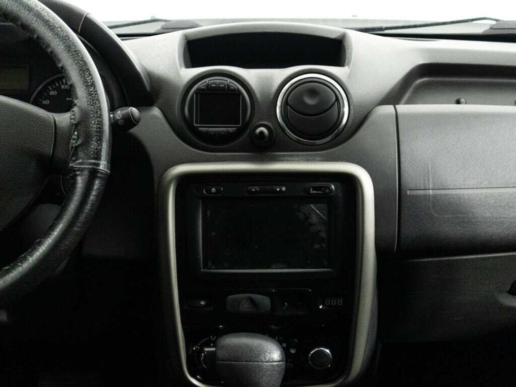 Renault Duster с пробегом — 2015 год. Фото: #13