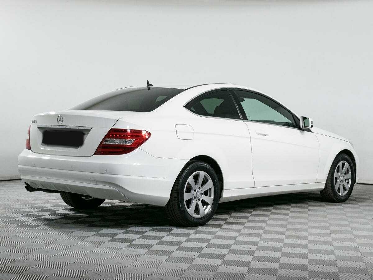 Mercedes-Benz C-Класс с пробегом — 2014 год. Фото: #3