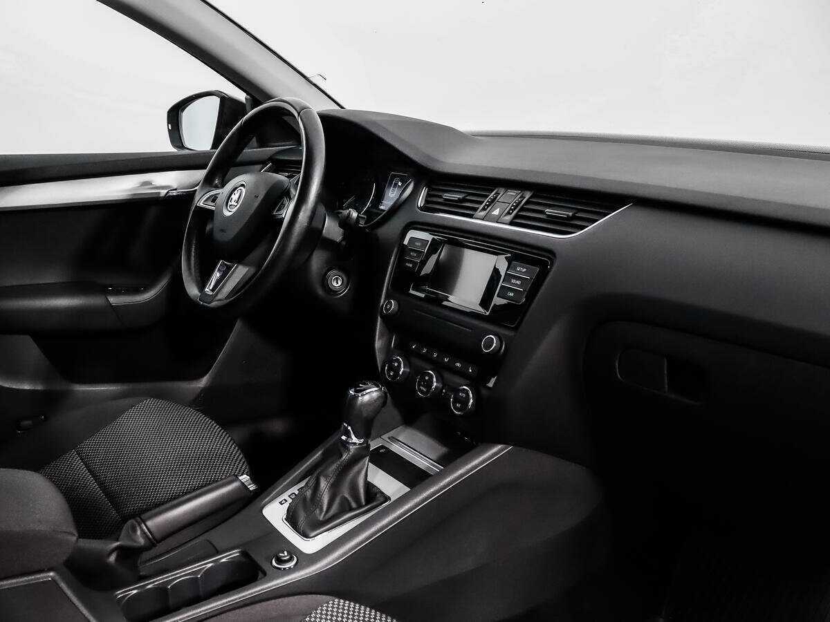 Skoda Octavia с пробегом — 2016 год. Фото: #10