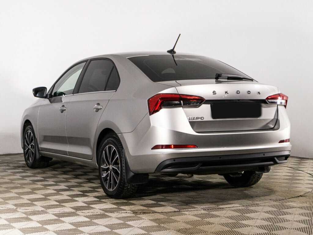 Skoda Rapid с пробегом — 2021 год. Фото: #6