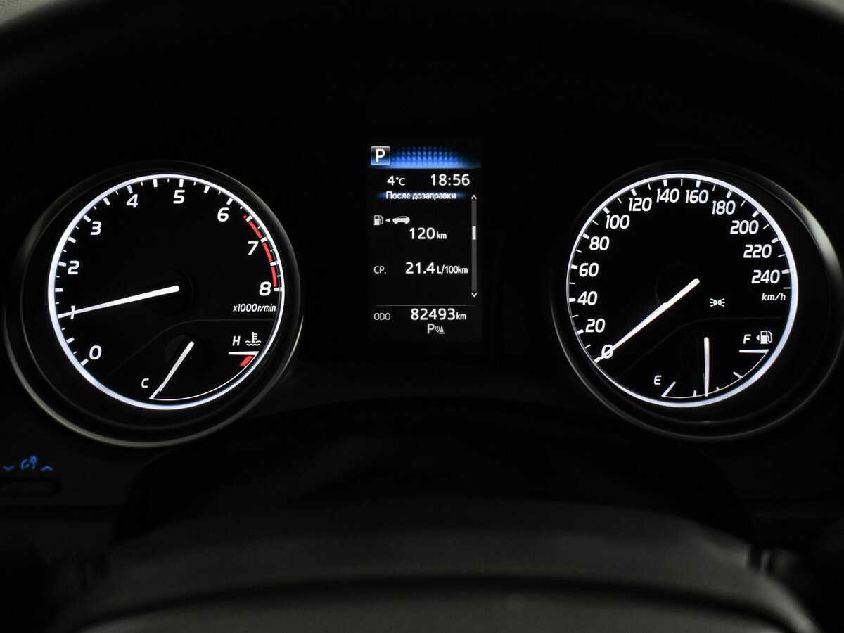 Toyota Camry с пробегом — 2020 год. Фото: #18