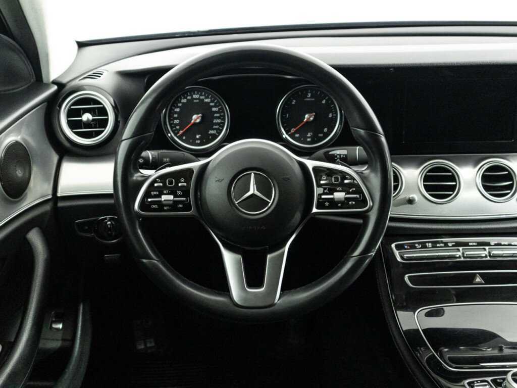 Mercedes-Benz E-Класс с пробегом — 2019 год. Фото: #18