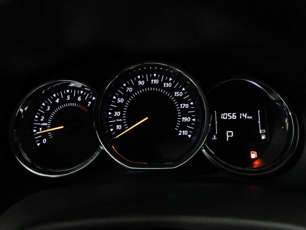 Renault Sandero с пробегом — 2021 год. Фото: #11