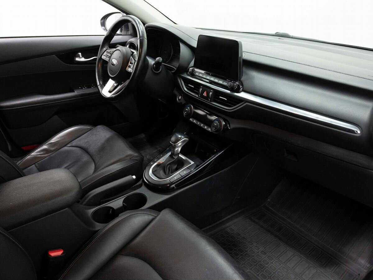 Kia Cerato с пробегом — 2018 год. Фото: #10
