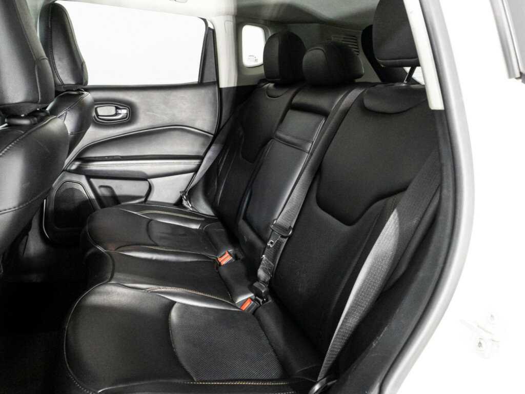 Jeep Compass с пробегом — 2019 год. Фото: #9