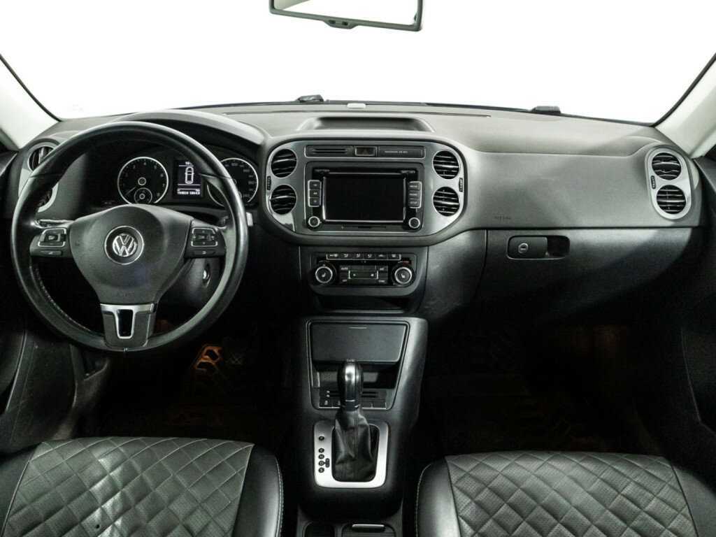 Volkswagen Tiguan с пробегом — 2015 год. Фото: #12