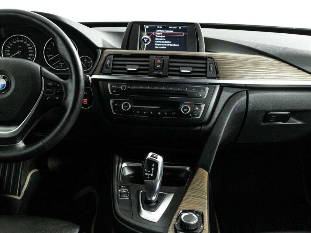 BMW 3 серии с пробегом — 2013 год. Фото: #13