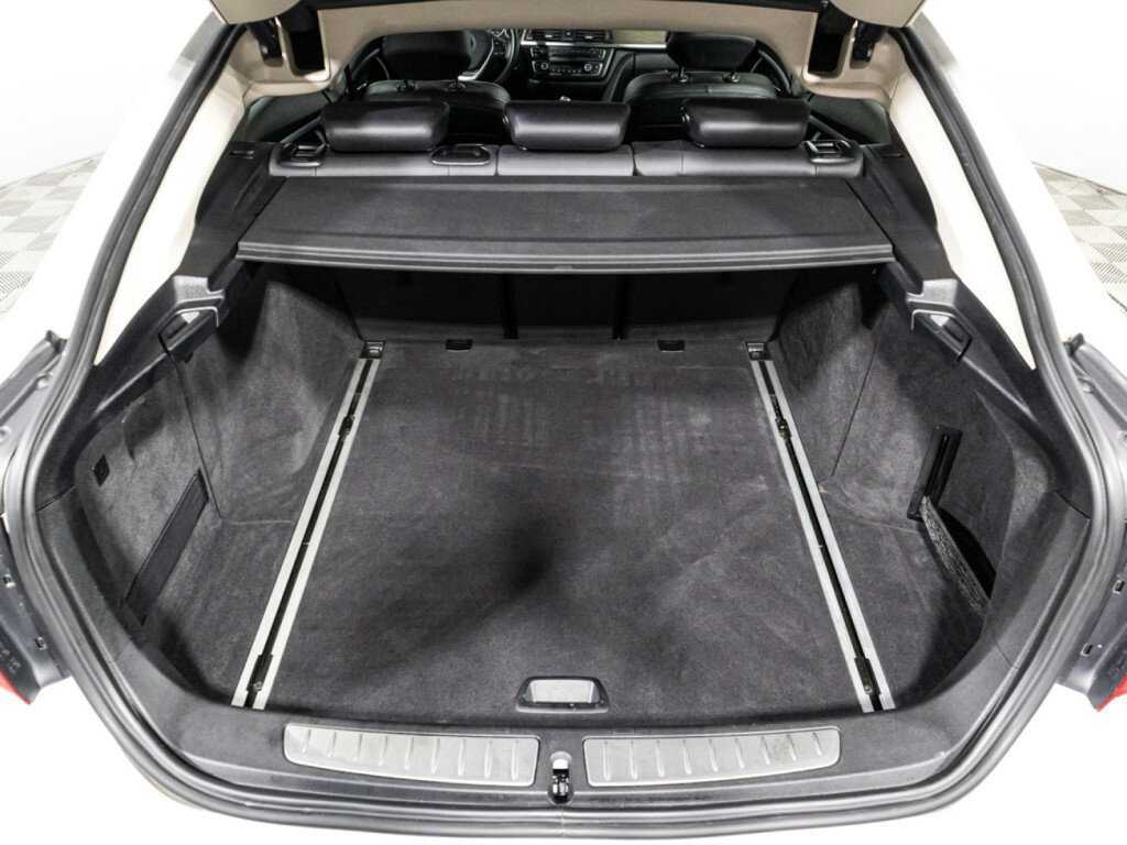 BMW 3 серии с пробегом — 2013 год. Фото: #14