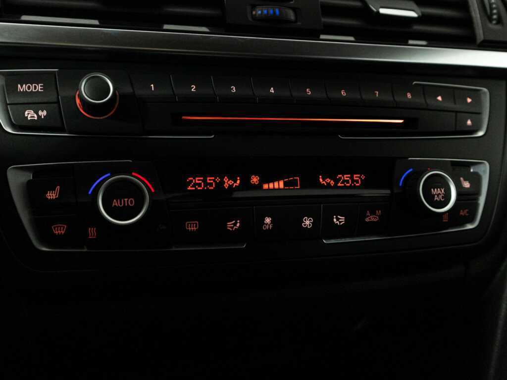 BMW 3 серии с пробегом — 2013 год. Фото: #20