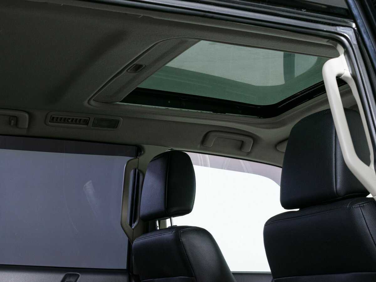 Mitsubishi Pajero с пробегом — 2013 год. Фото: #9