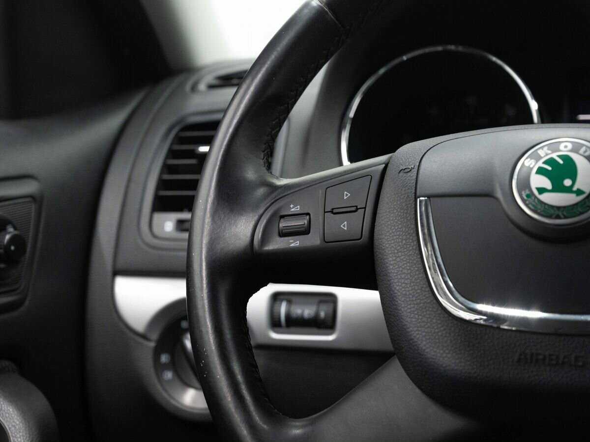 Skoda Yeti с пробегом — 2013 год. Фото: #13