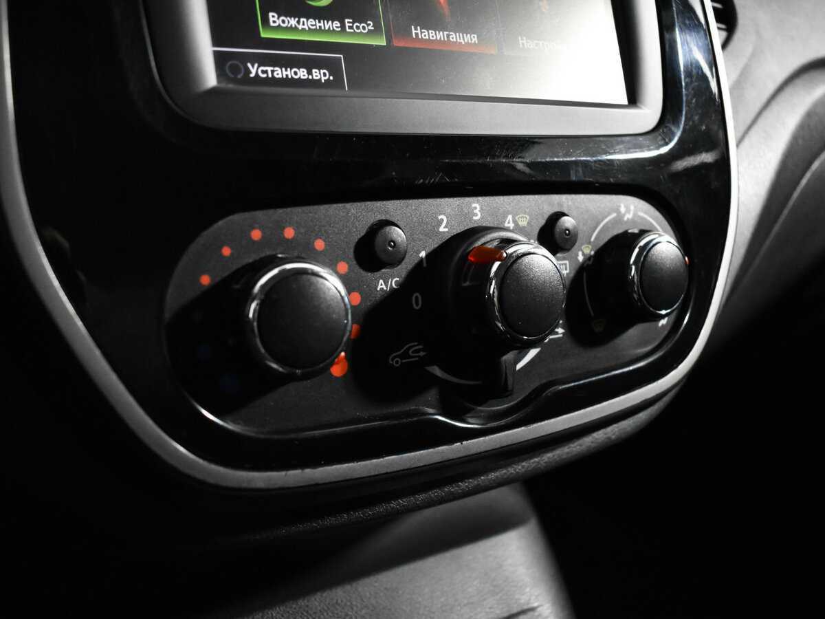 Renault Kaptur с пробегом — 2016 год. Фото: #13