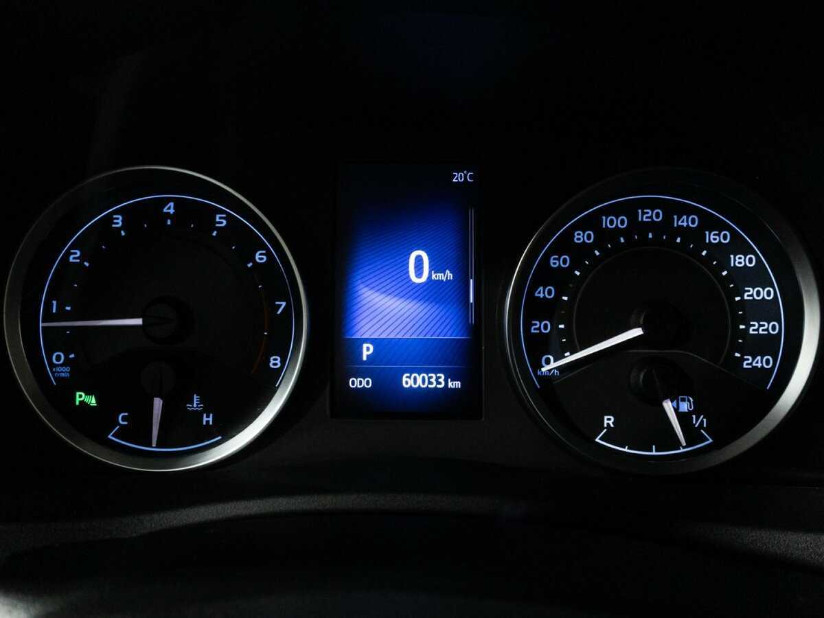 Toyota Corolla с пробегом — 2018 год. Фото: #11