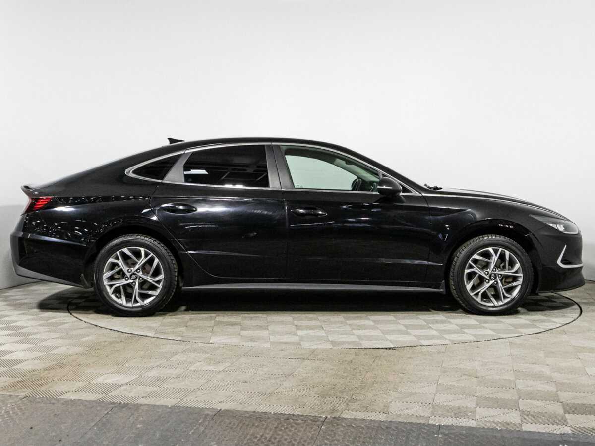 Hyundai Sonata с пробегом — 2020 год. Фото: #3