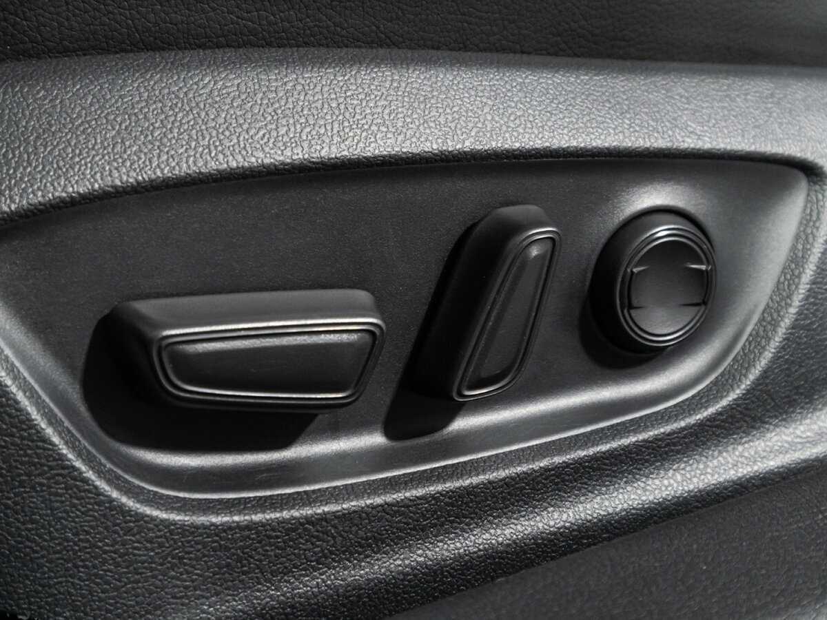 Toyota Camry с пробегом — 2021 год. Фото: #13