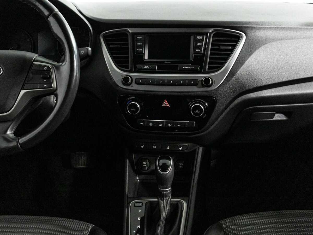 Hyundai Solaris с пробегом — 2018 год. Фото: #13