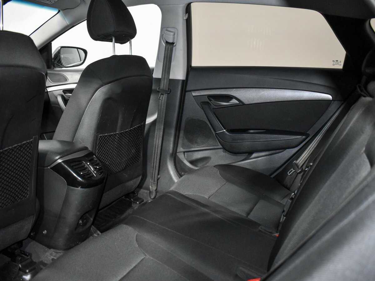 Hyundai i40 с пробегом — 2015 год. Фото: #10