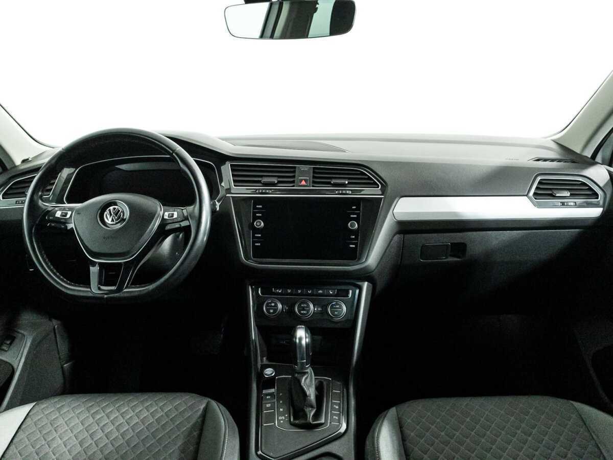 Volkswagen Tiguan с пробегом — 2018 год. Фото: #11