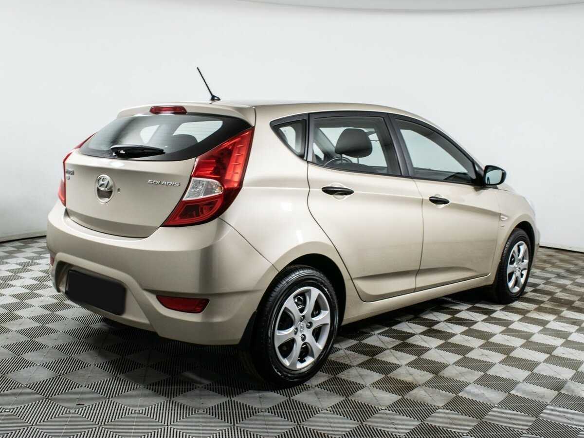 Hyundai Solaris с пробегом — 2013 год. Фото: #4