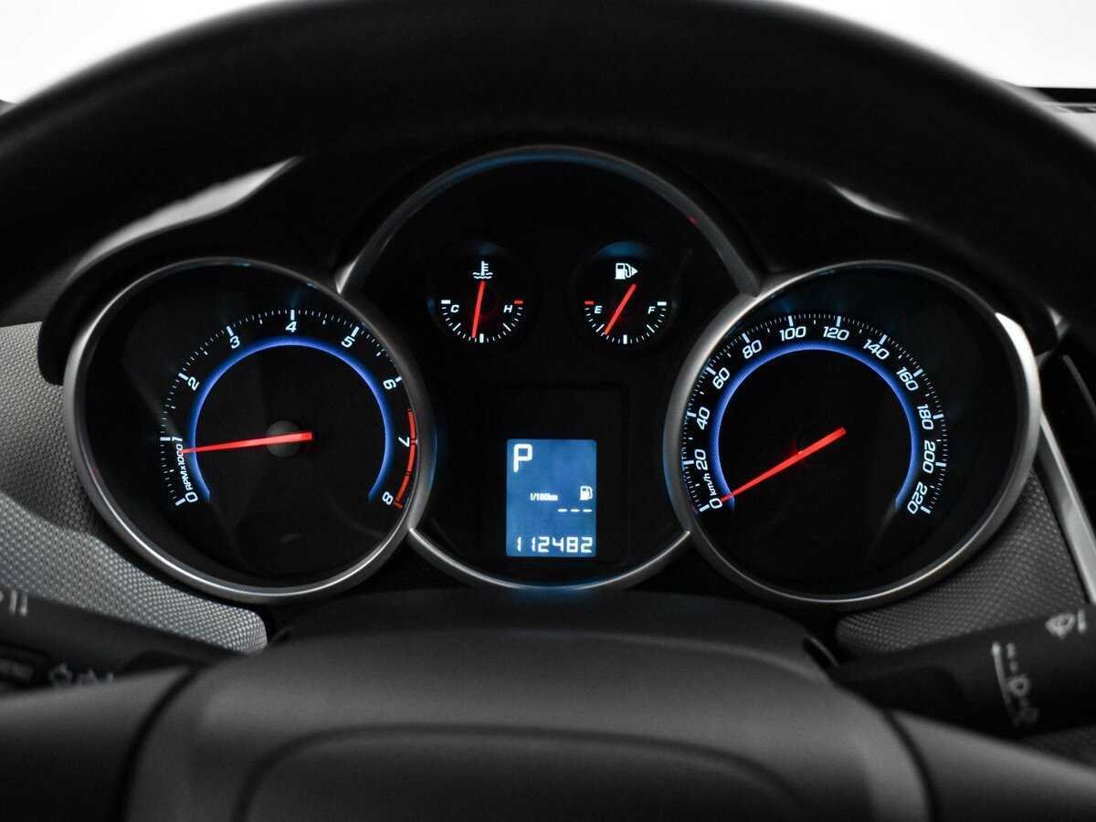 Chevrolet Cruze с пробегом — 2013 год. Фото: #19