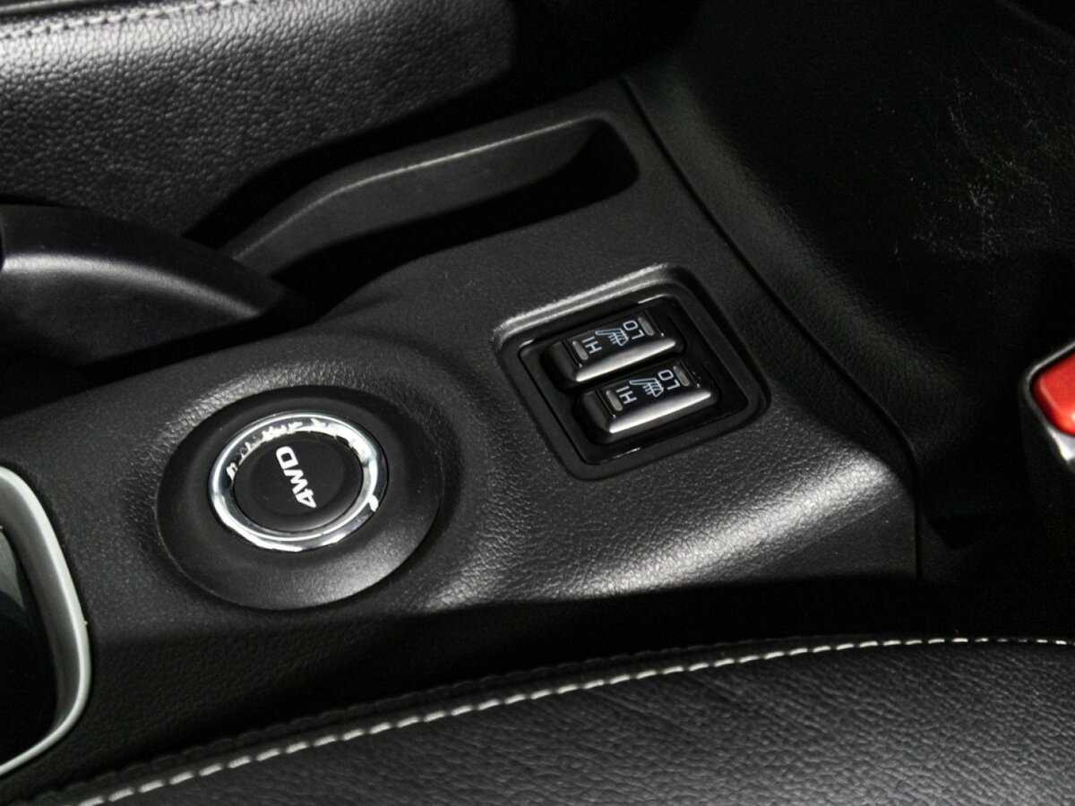 Mitsubishi Outlander с пробегом — 2016 год. Фото: #20
