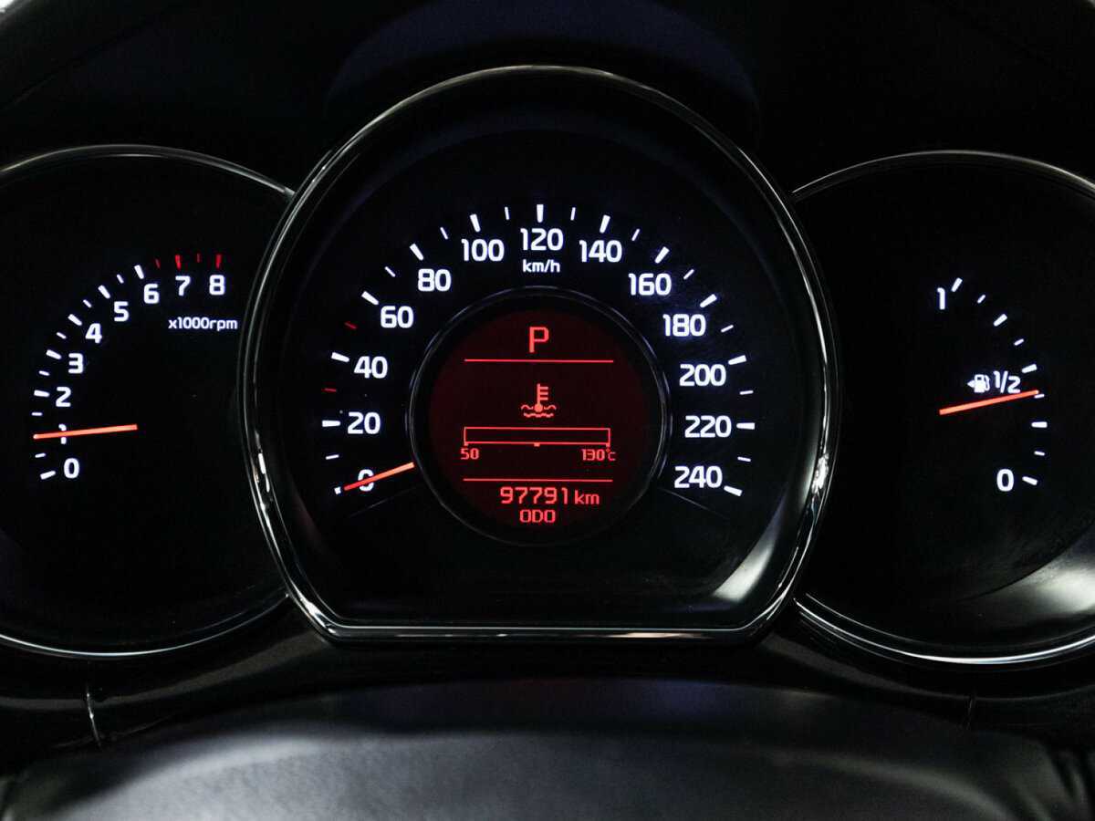 Kia Ceed с пробегом — 2015 год. Фото: #11