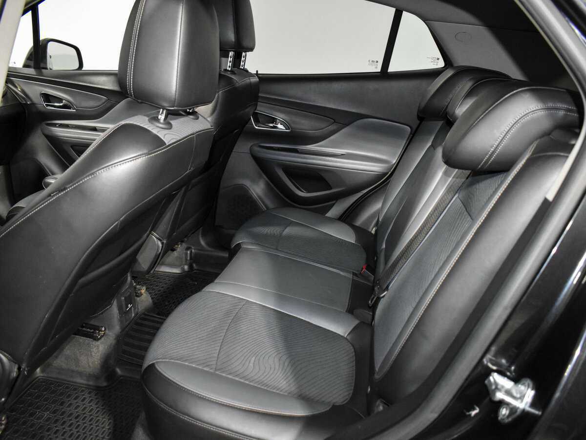 Opel Mokka с пробегом — 2014 год. Фото: #10