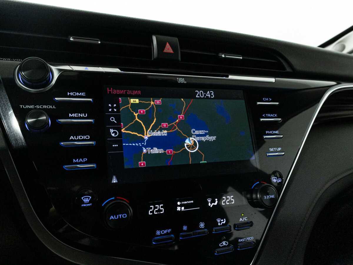 Toyota Camry с пробегом — 2018 год. Фото: #19