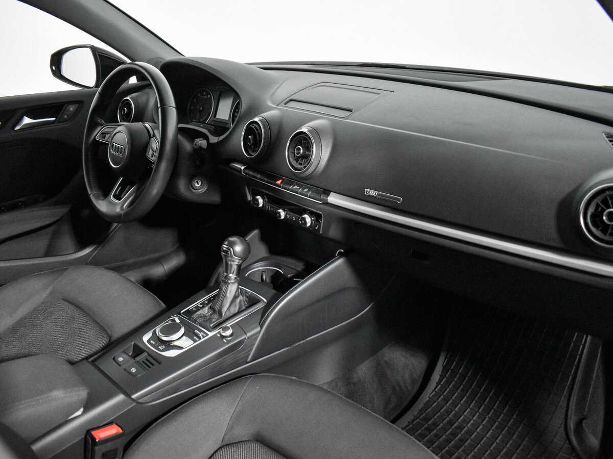 Audi A3 с пробегом — 2018 год. Фото: #13
