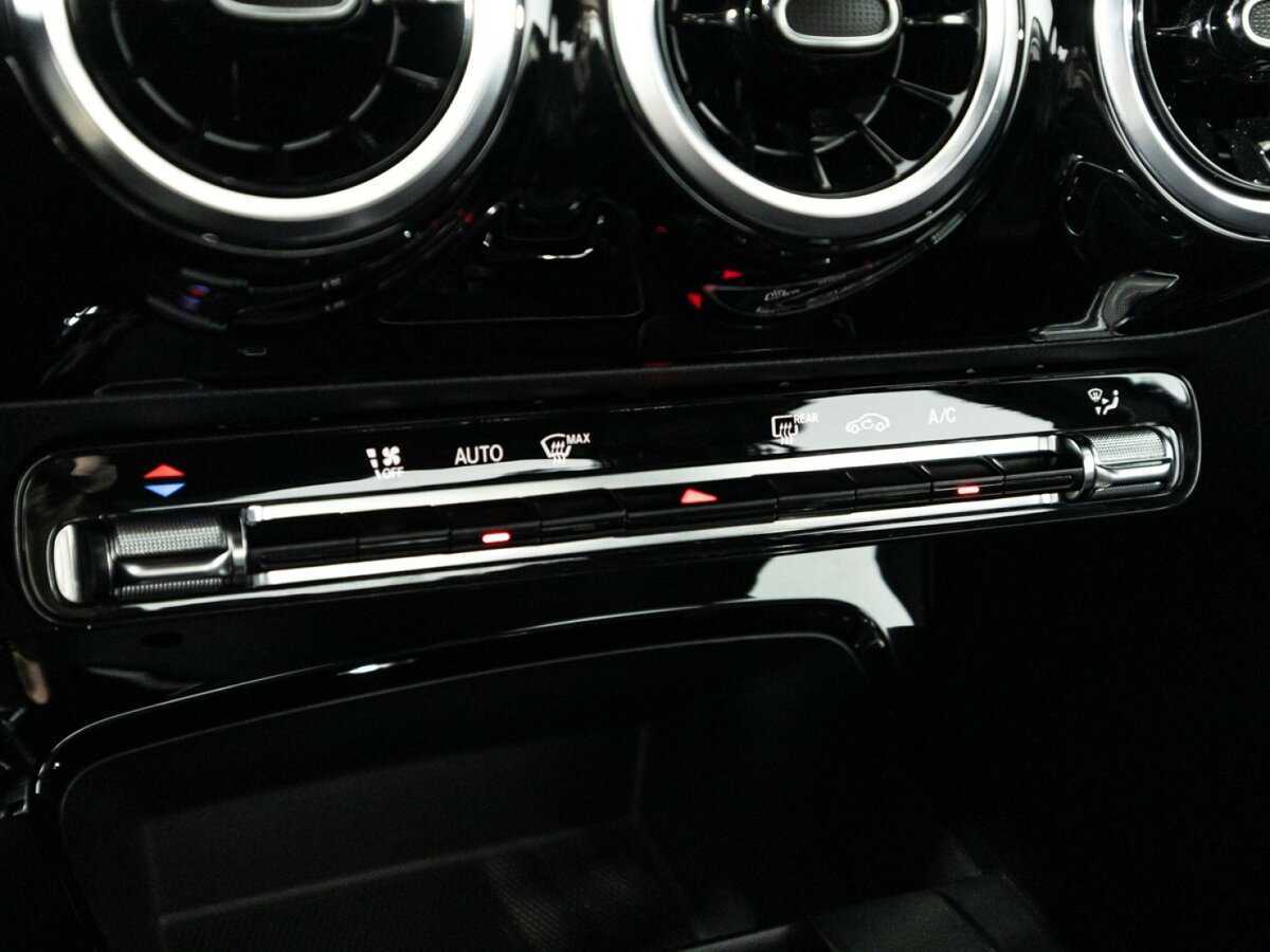 Mercedes-Benz A-Класс с пробегом — 2019 год. Фото: #17