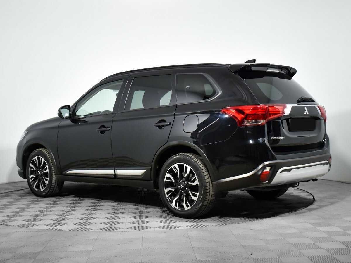 Mitsubishi Outlander с пробегом — 2021 год. Фото: #5