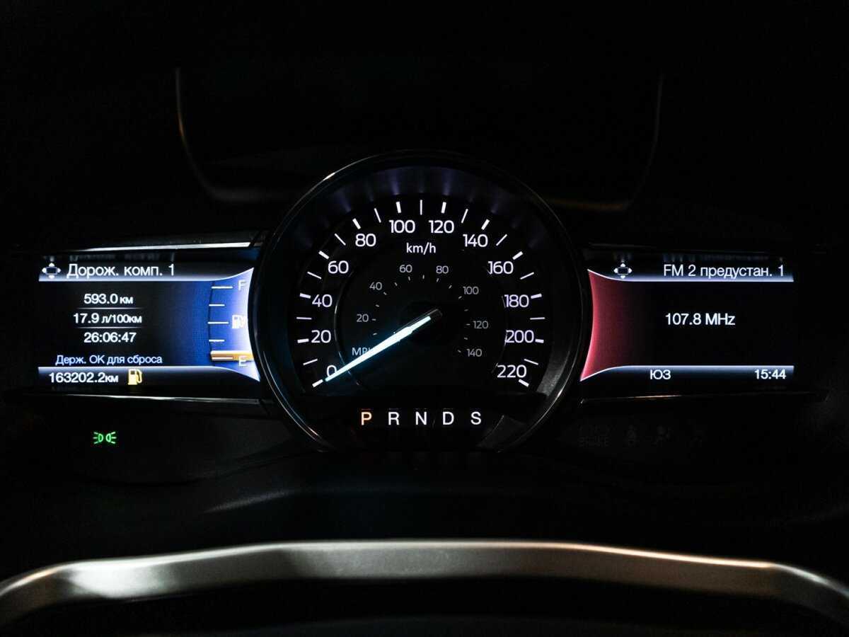 Ford Explorer с пробегом — 2017 год. Фото: #11