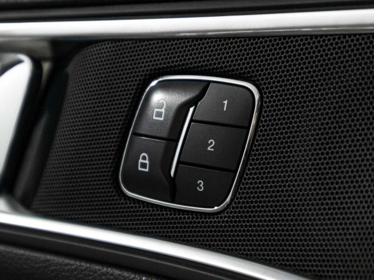 Ford Explorer с пробегом — 2017 год. Фото: #18