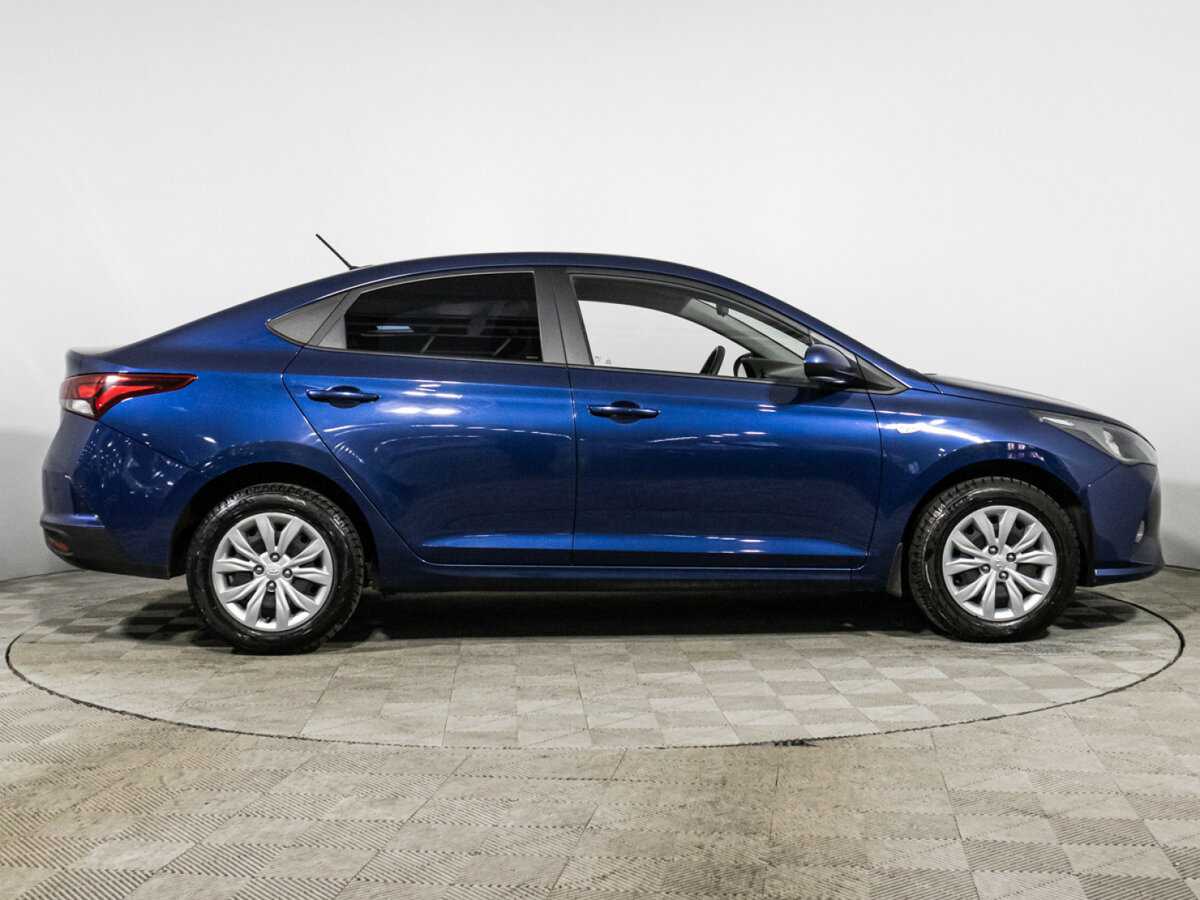 Hyundai Solaris с пробегом — 2021 год. Фото: #3