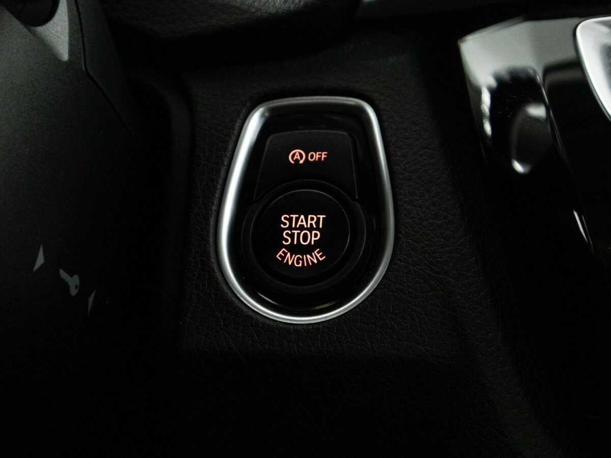 BMW 3 серии с пробегом — 2017 год. Фото: #18