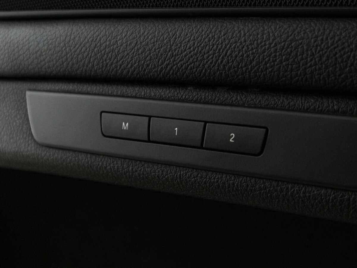 BMW 5 серии с пробегом — 2014 год. Фото: #16