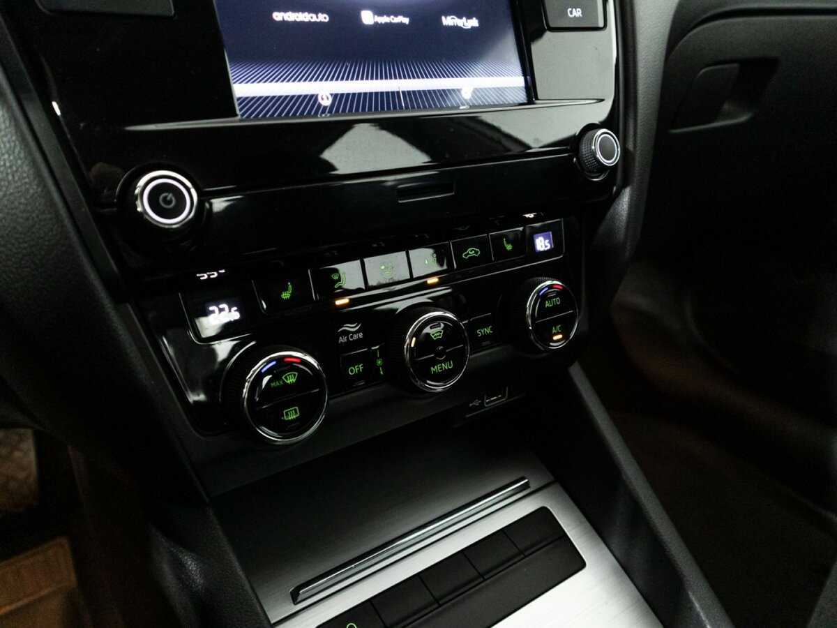 Skoda Octavia с пробегом — 2020 год. Фото: #17